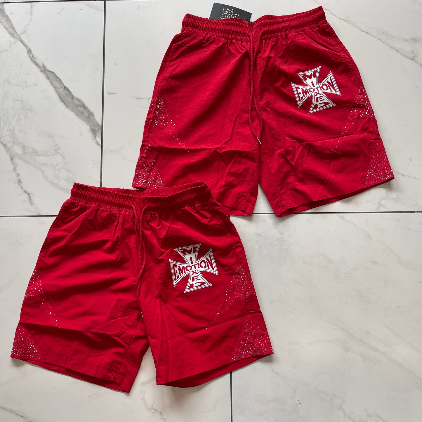 MIX EMOTION “RED NYLON SHORTS”